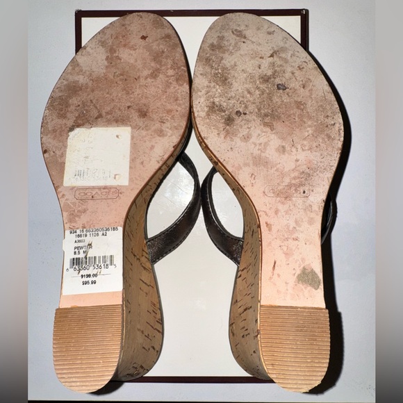 COACH LANNIE METALLIC CALF HEELS - Picture 4 of 5